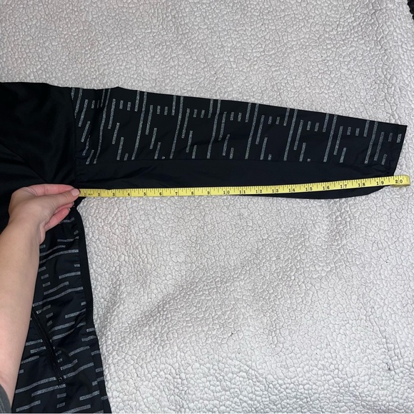 Men’s Nike Therma-Fit Run Division Jacket - Picture 10 of 10